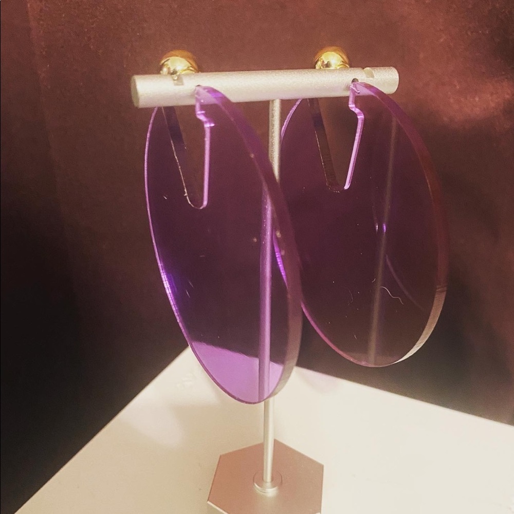 New! Abstract Hoops - Picture 2 of 4